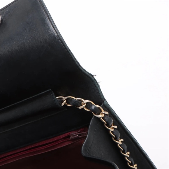 Authentic CHANEL black lambskin gold hardware quilted bag - Picture 3 of 16